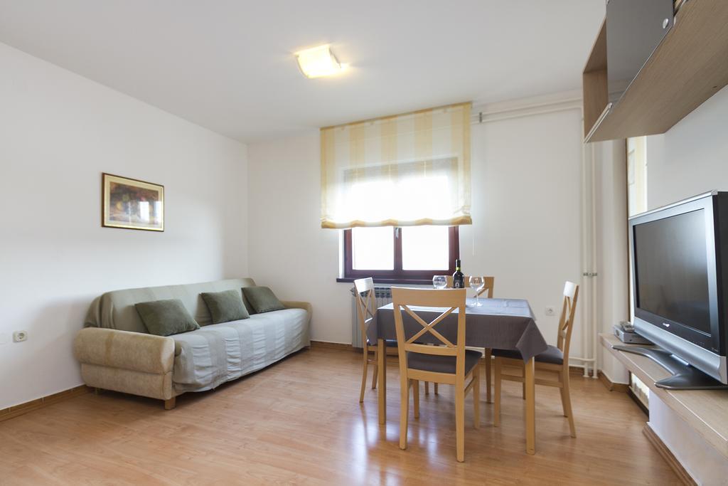 Apartments Rajkovic Labin  Chambre photo